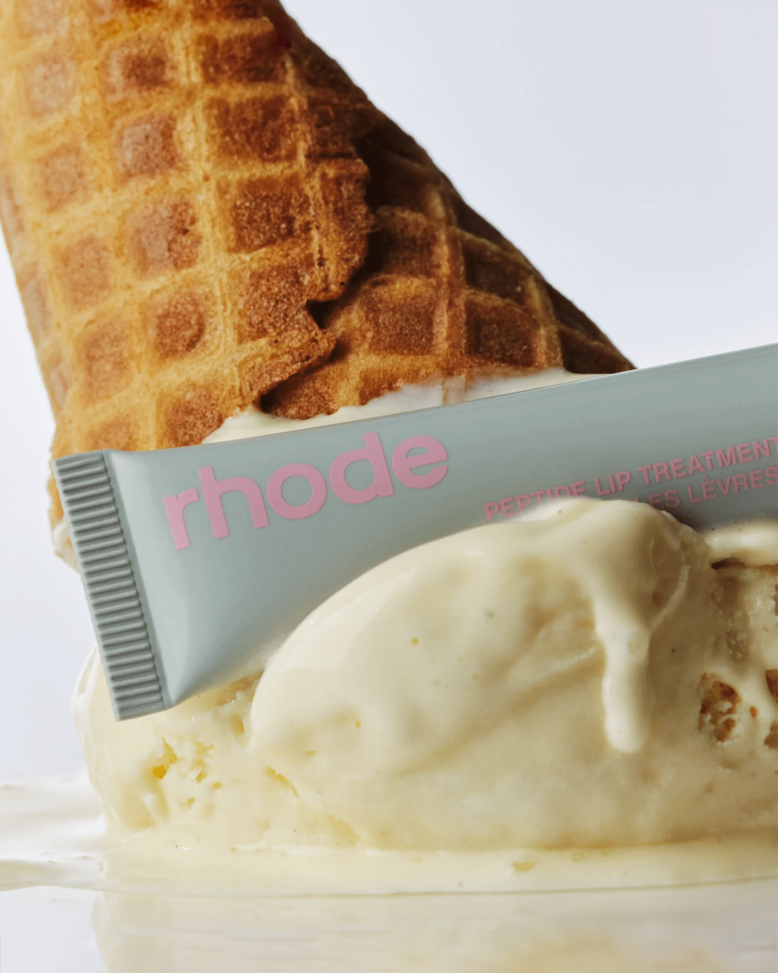 RhodeVanilla Luciu de buze